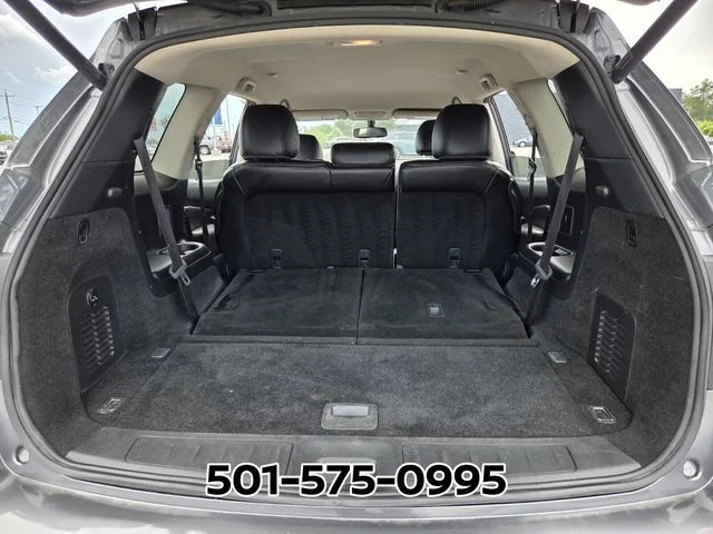 Used 2020 Gray Nissan SL image 16
