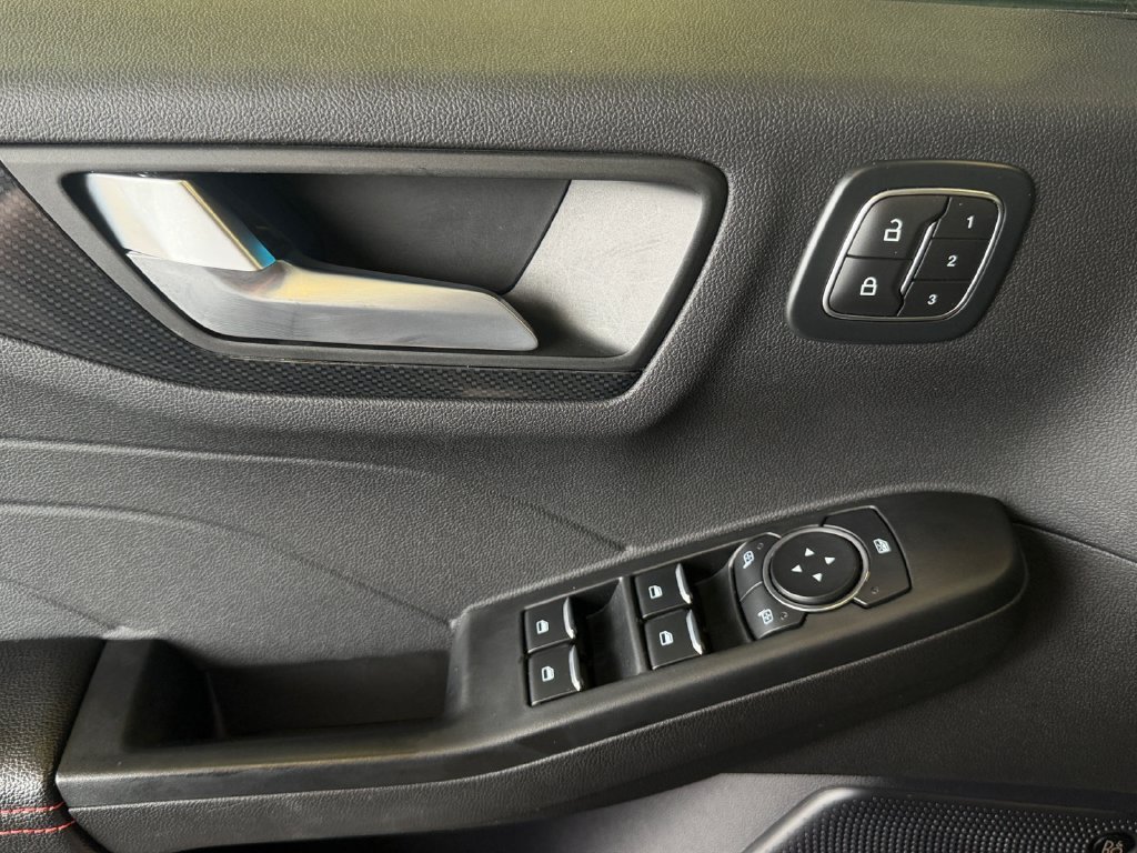2024 Ford Escape ST-Line Elite - Photo 29