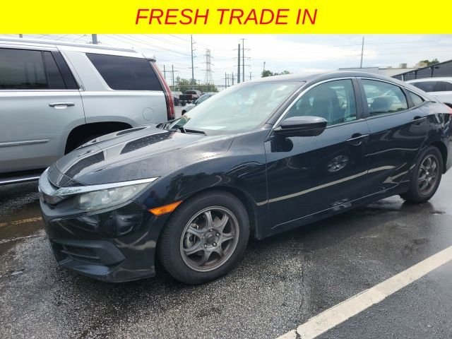 Used 2018 Black Honda LX image 1
