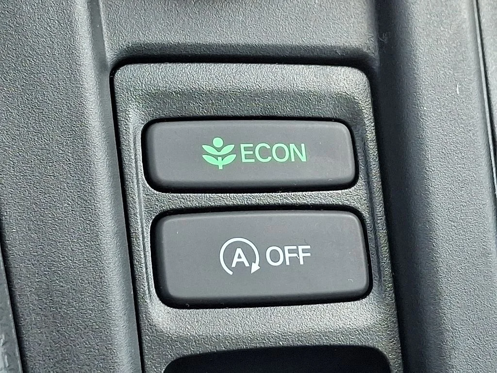 Certified Used 2025  Honda SE image 24