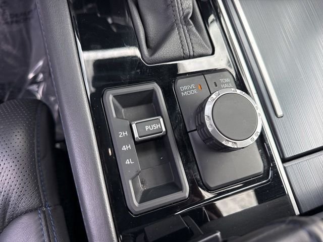 Used 2024  Toyota Platinum image 7