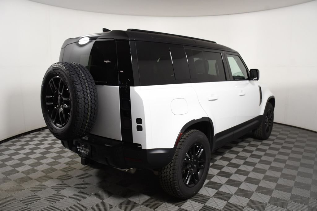 2026 Land Rover Defender S - Photo 6