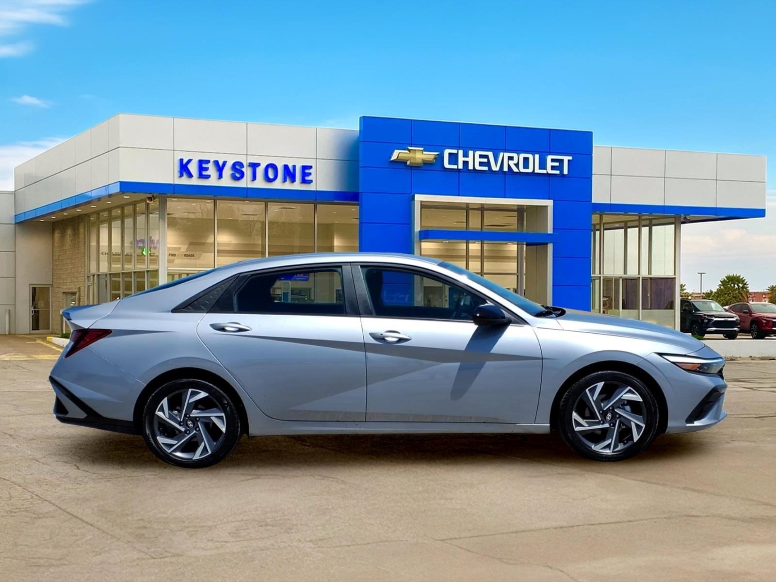 Used 2025 Gray Hyundai SEL Sport image 8