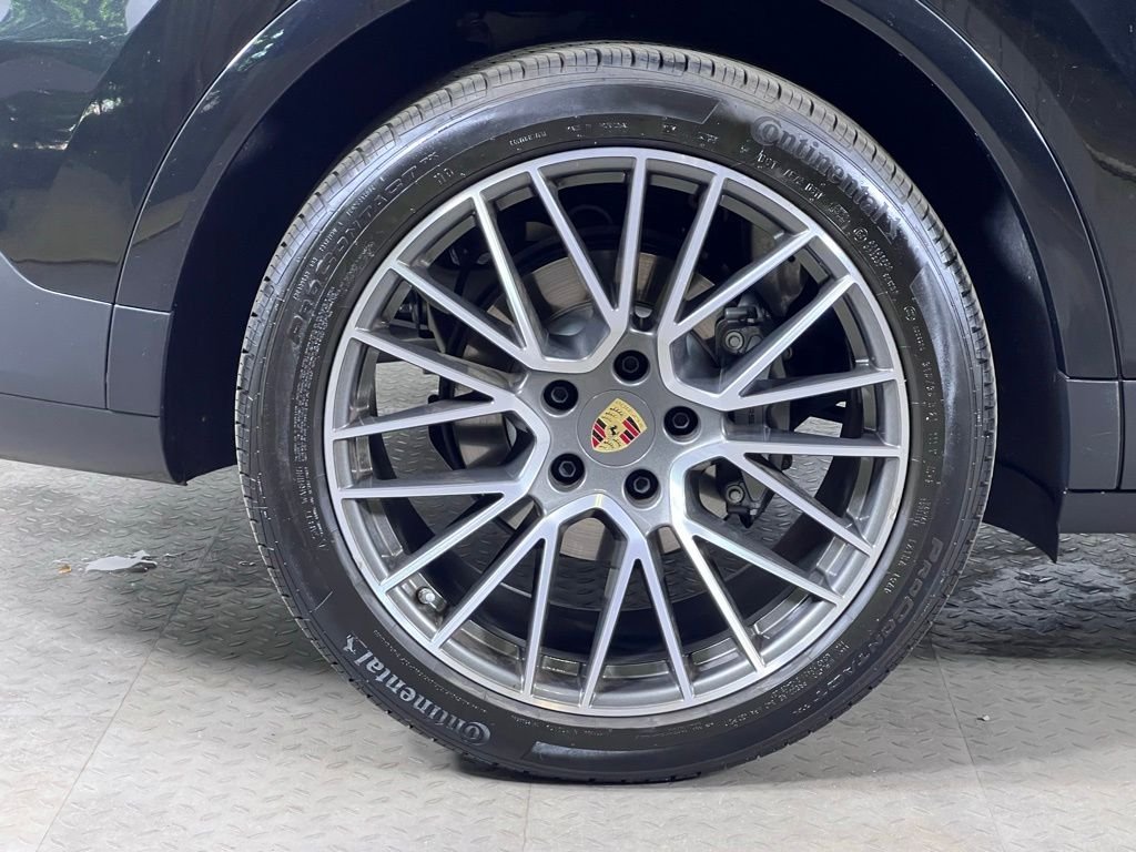 Certified Used 2023  Porsche S image 14