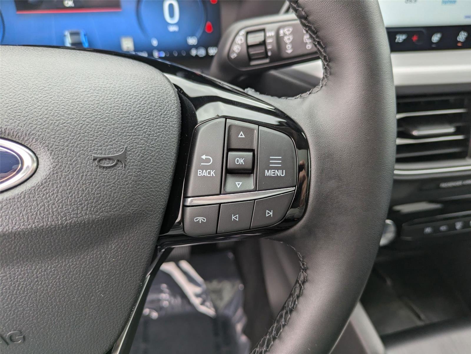 New 2025 Star White Metallic Tri-Coat Ford PHEV image 20