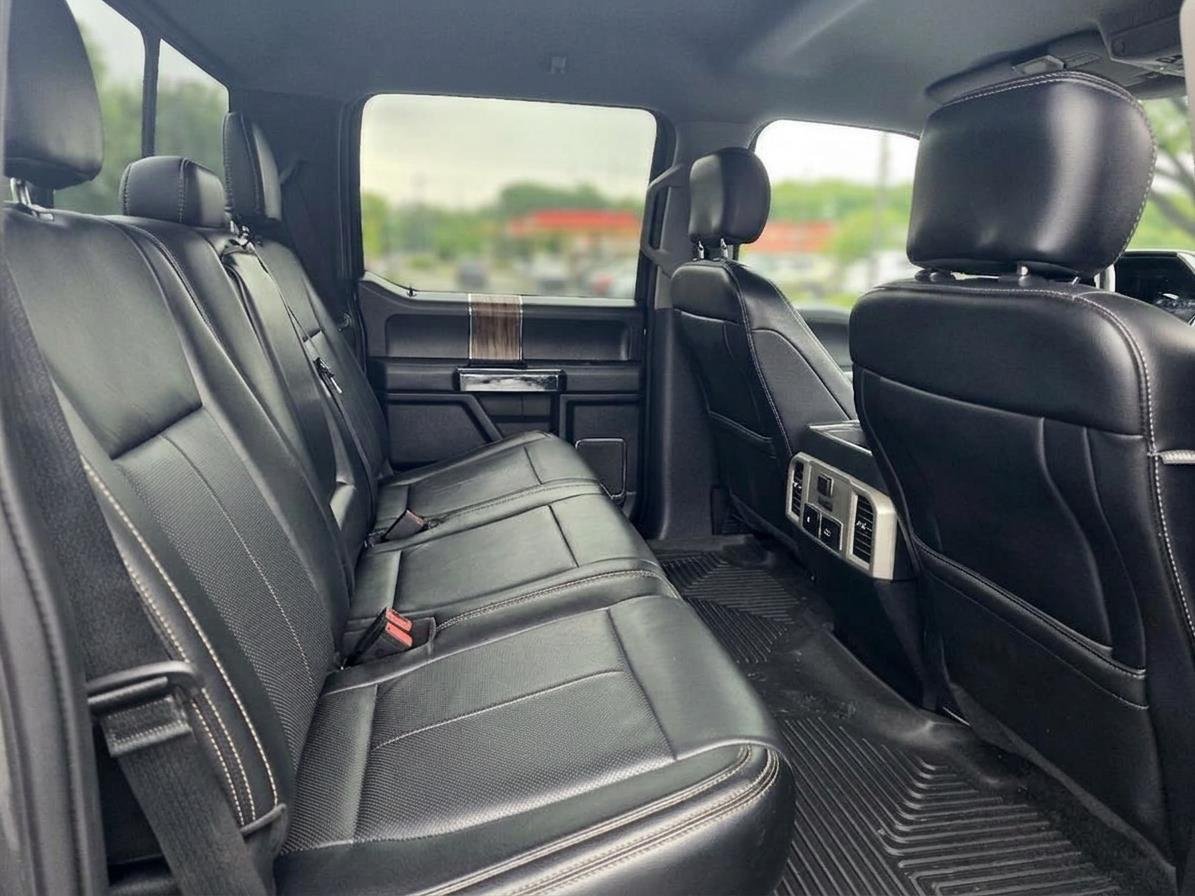 Used 2019 Abyss Gray Metallic Ford LARIAT image 17