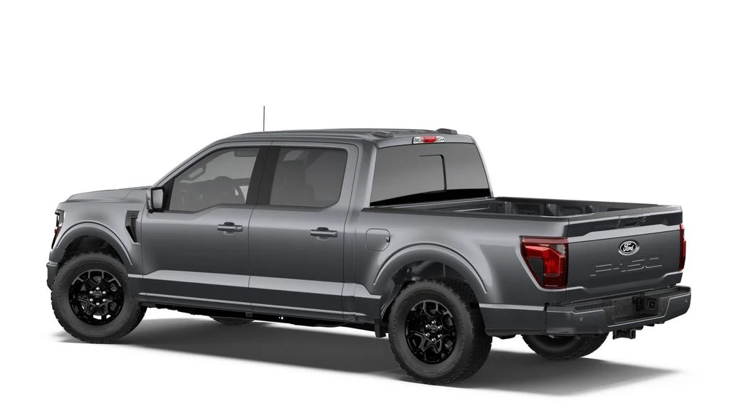 New 2026 Carbonized Gray Metallic Ford XLT image 2