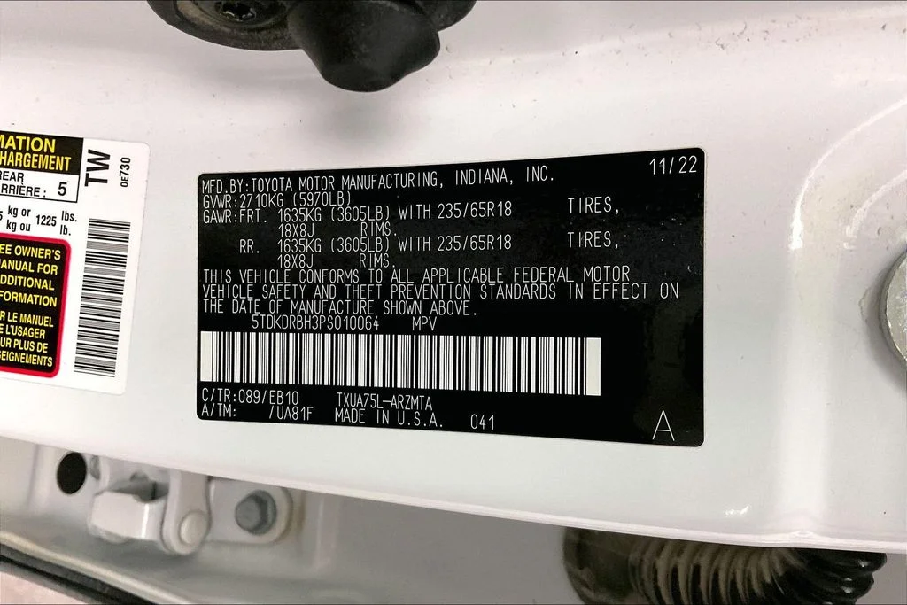 Used 2023 Beige Toyota XLE image 40