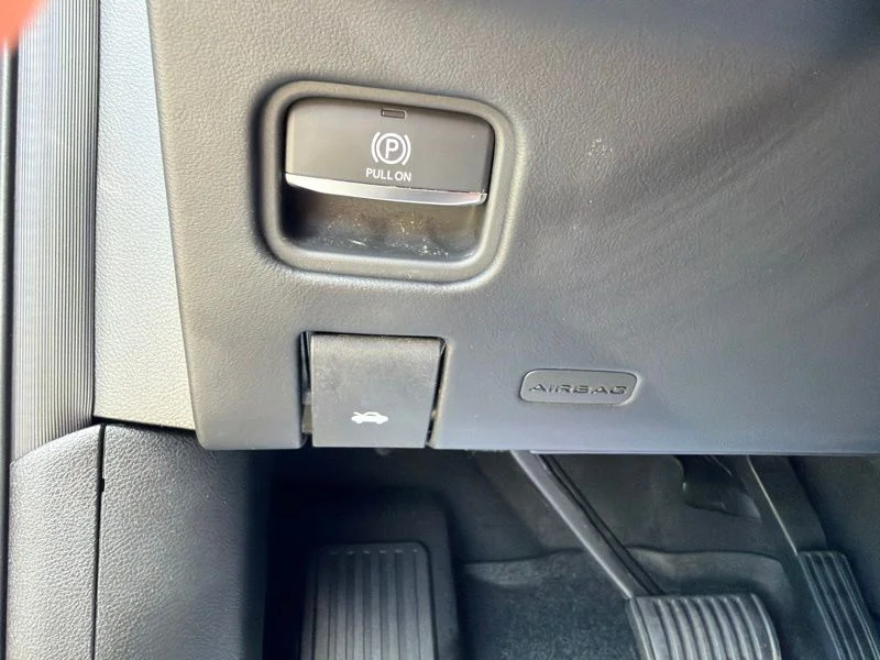 Used 2026 Black Jeep Summit image 26