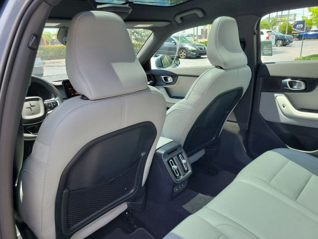 Used 2023  Polestar Long Range Dual Motor image 9