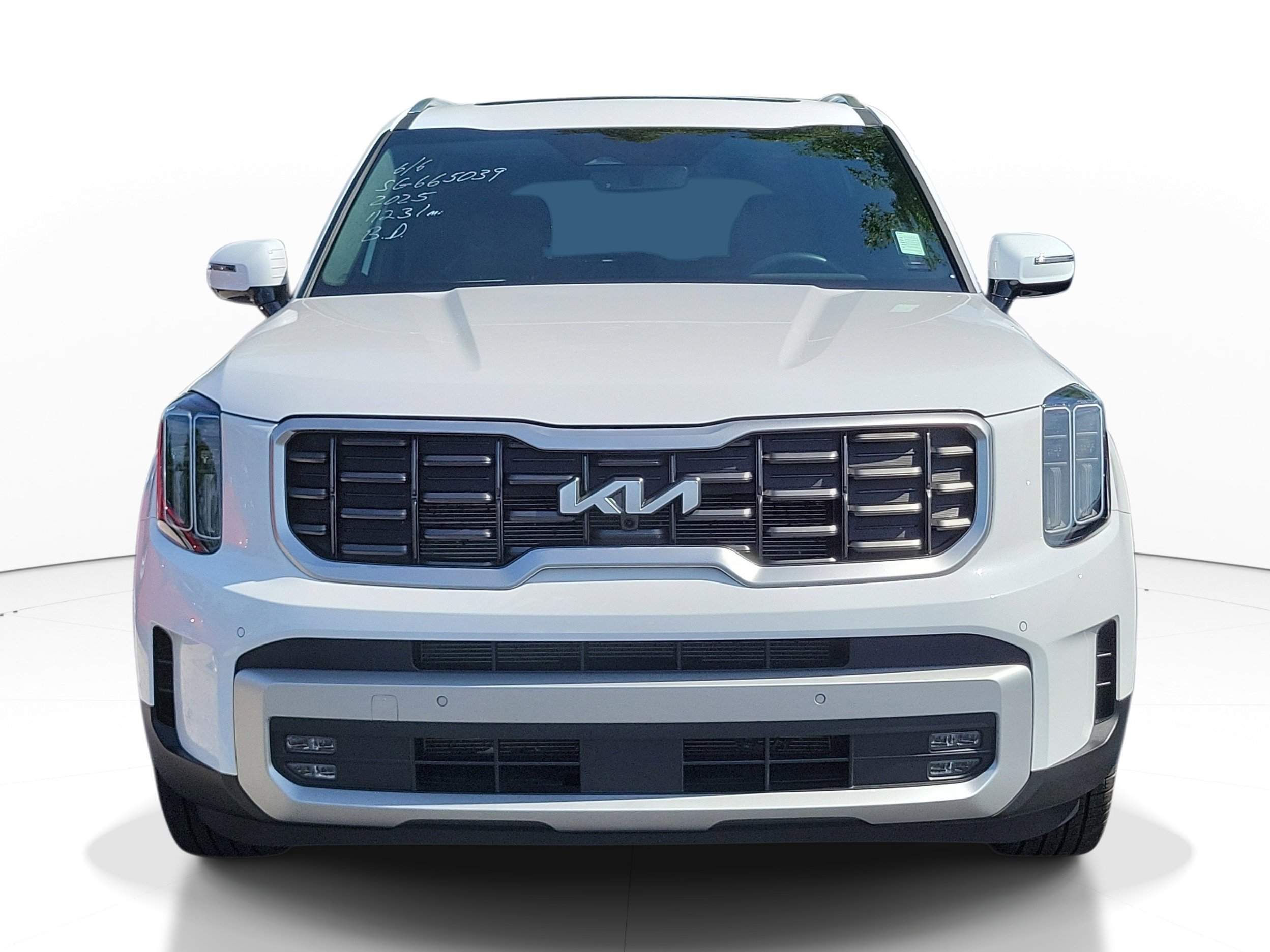 Used 2025 Glacial White Pearl Kia SX image 1