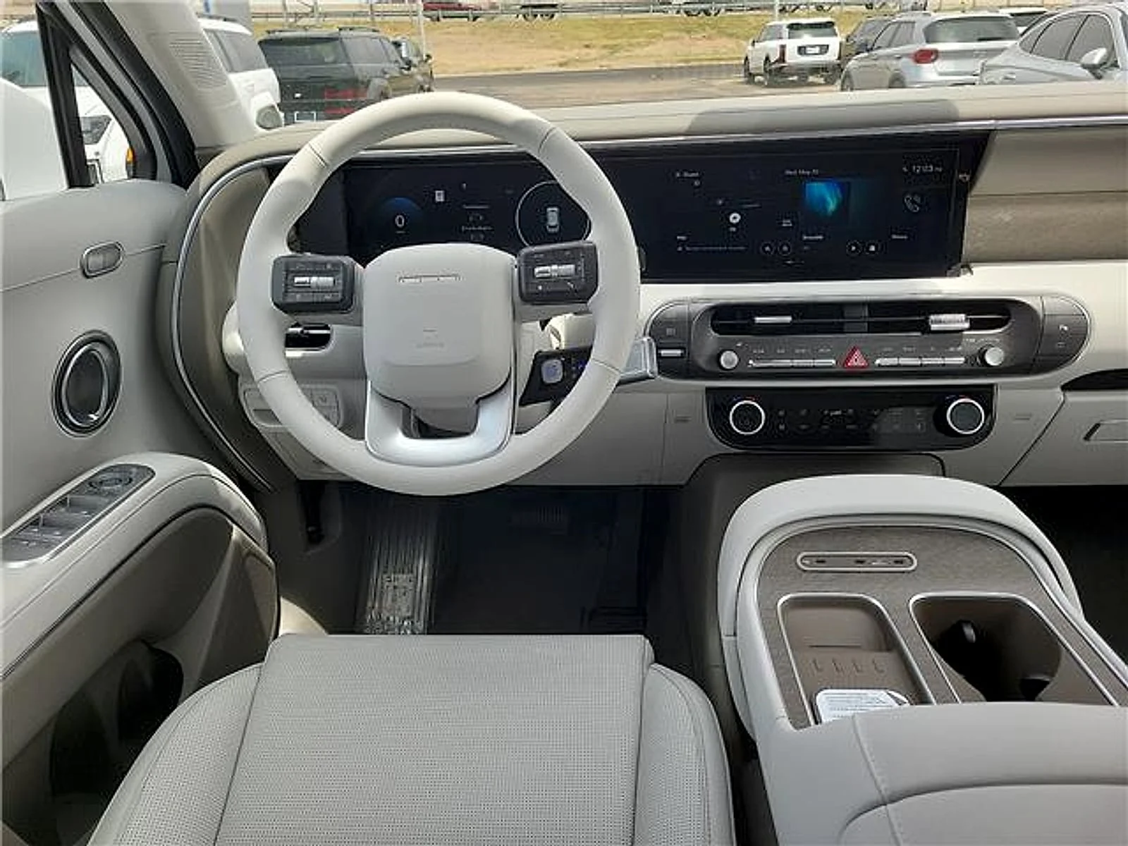 New 2026 White Hyundai SEL Premium image 10