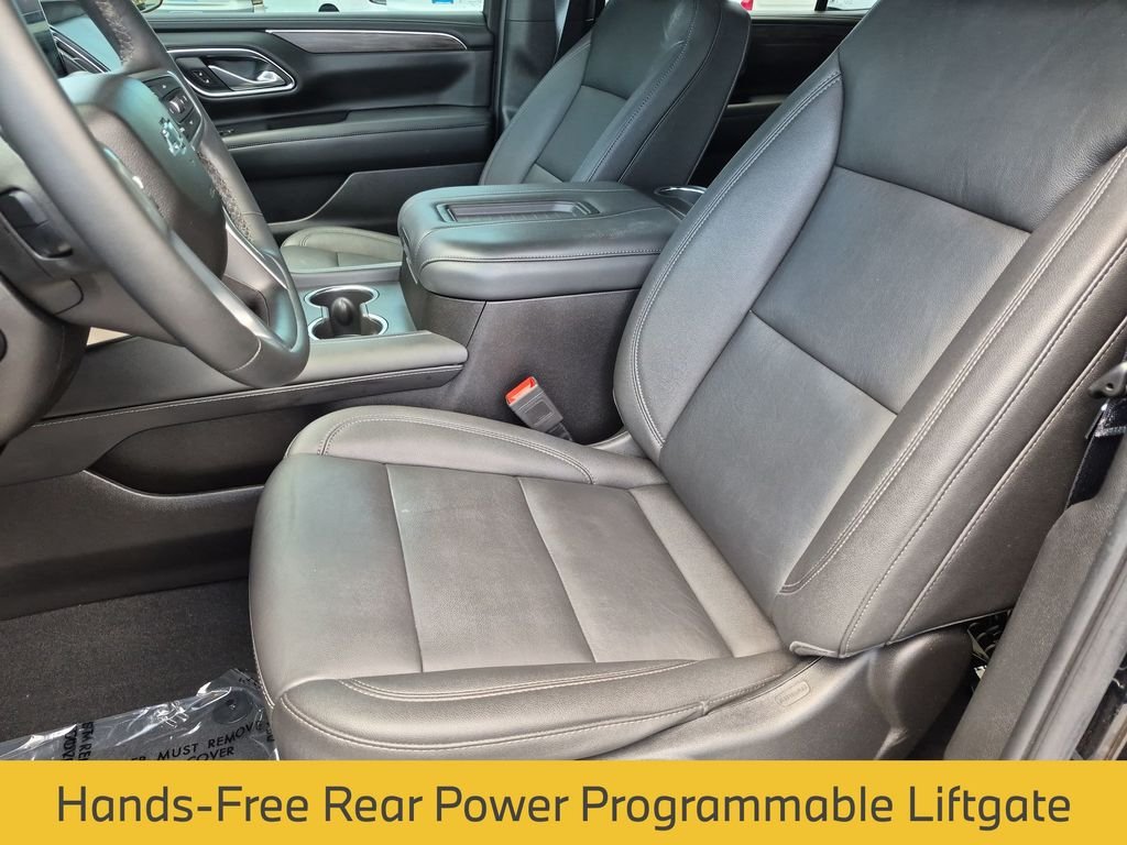 Used 2023 Black Chevrolet Z71 image 16