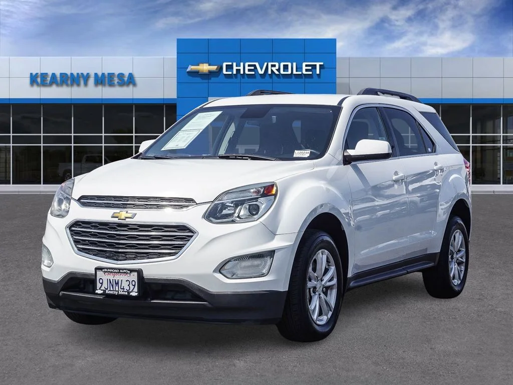 Used 2017 White Chevrolet LT image 3