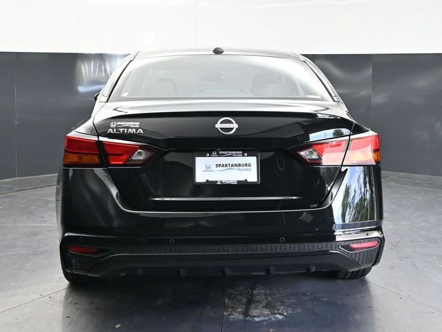 2025 Nissan Altima SV - Photo 6