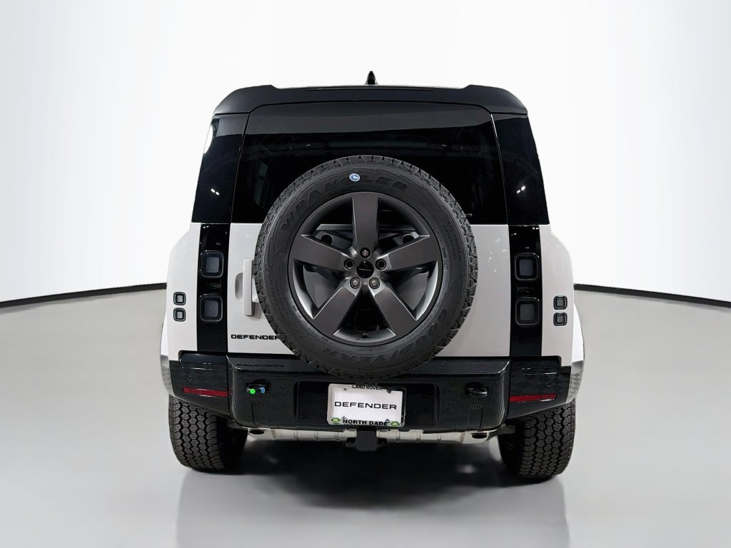 New 2026 Borasco Grey Land Rover X-Dynamic SE image 6