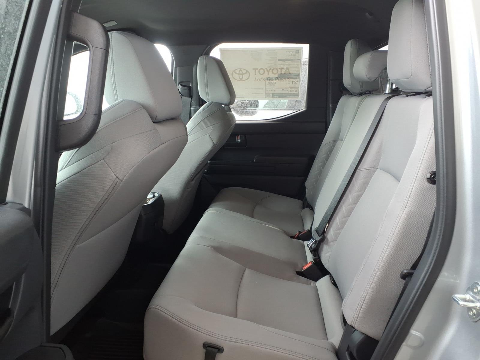 2026 Toyota Tacoma SR5 - Photo 12