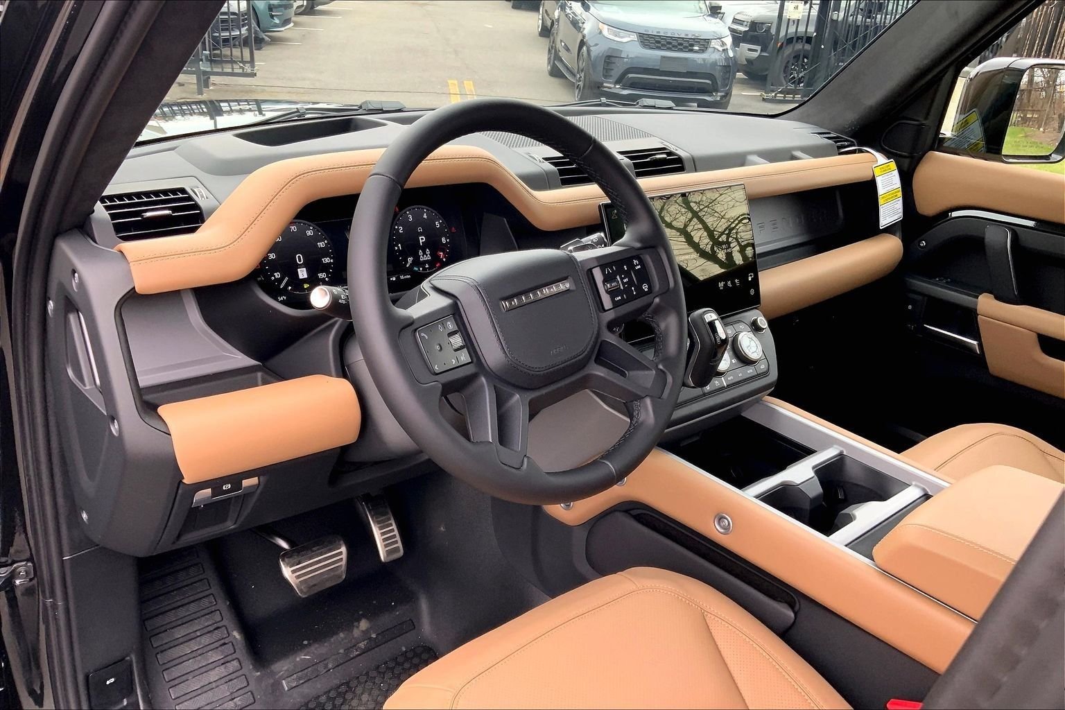 New 2026 Santorini Black Land Rover V8 image 8