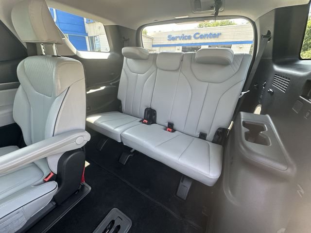 Used 2024 Red Hyundai SEL image 28