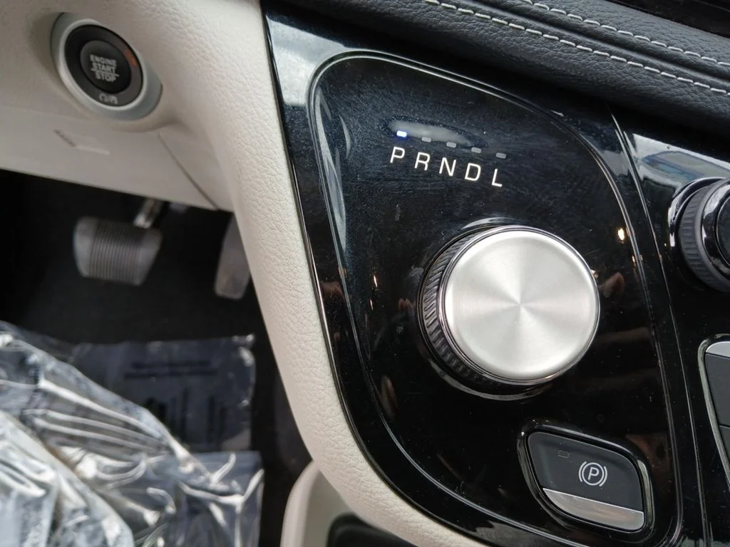 Used 2023 Black Chrysler Touring L image 24