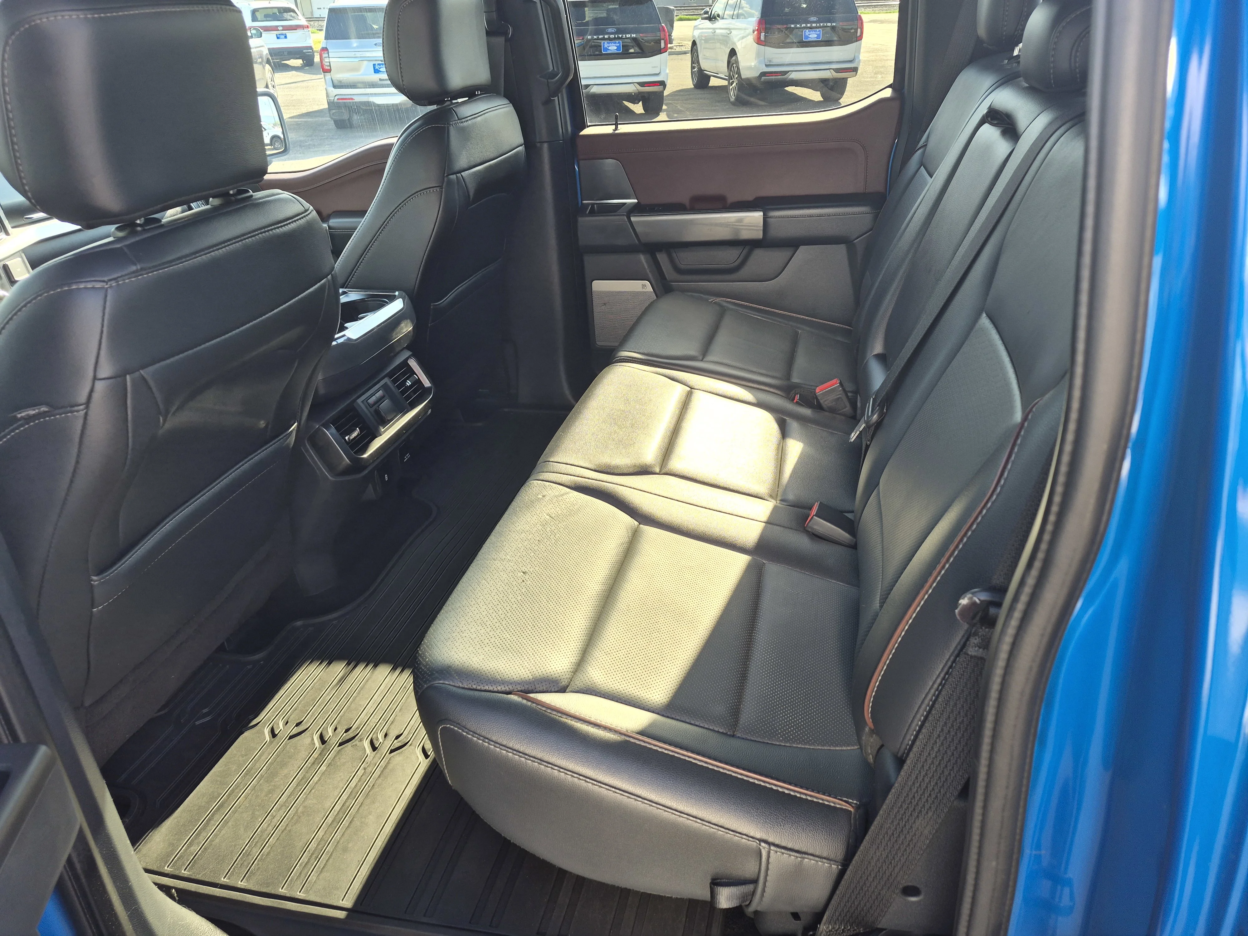 2021 Ford F-150 Lariat - Photo 8