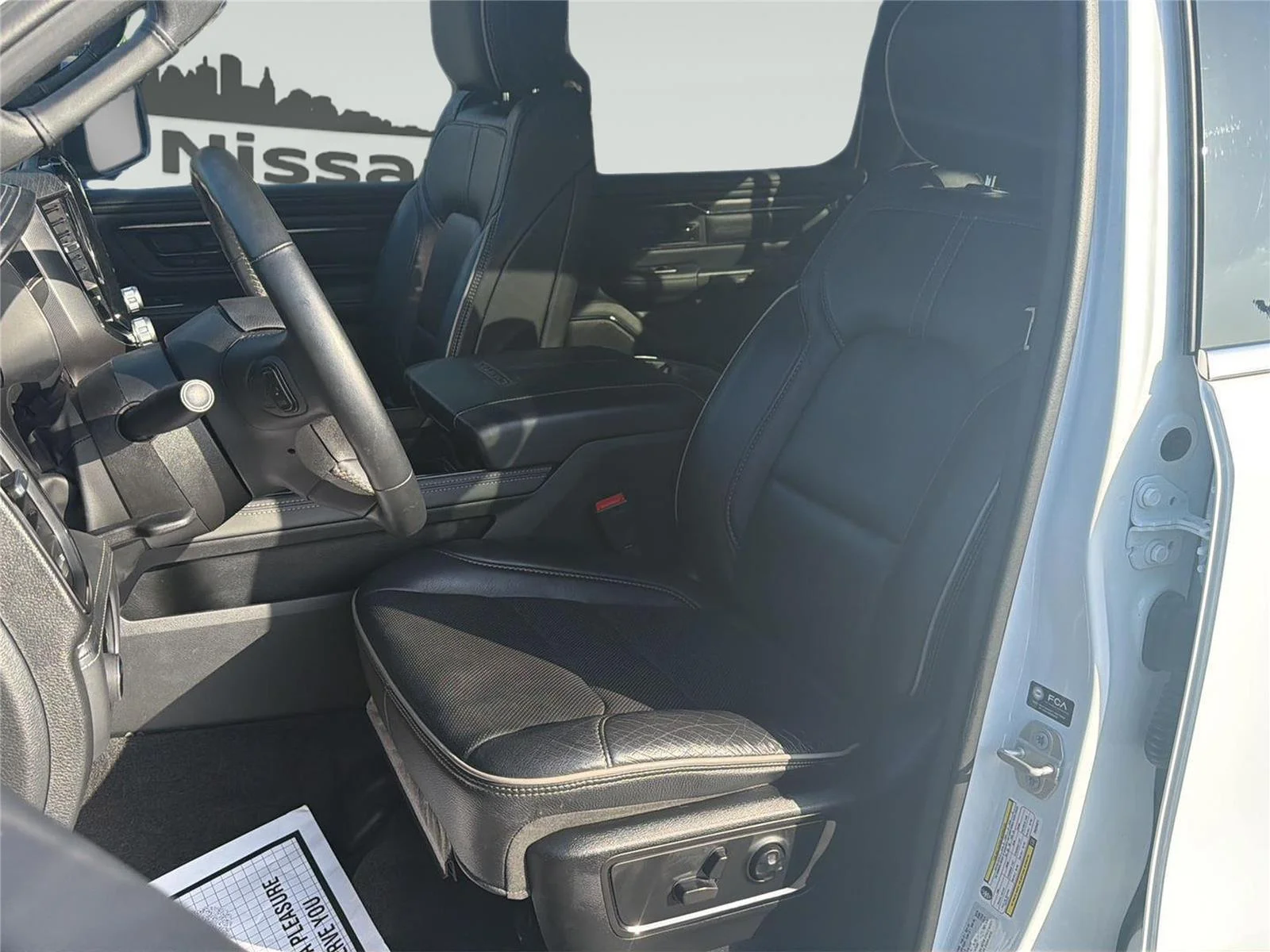 2024 RAM Ram 1500 Pickup Limited - Photo 11