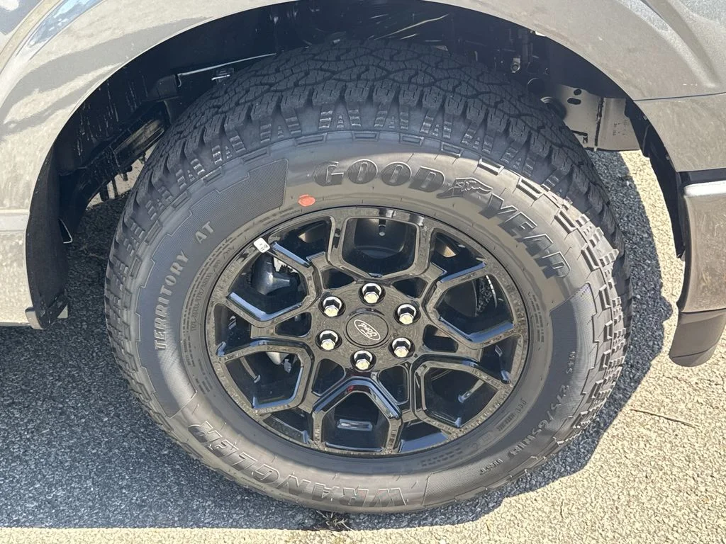 New 2026 Gray Ford Lariat image 12