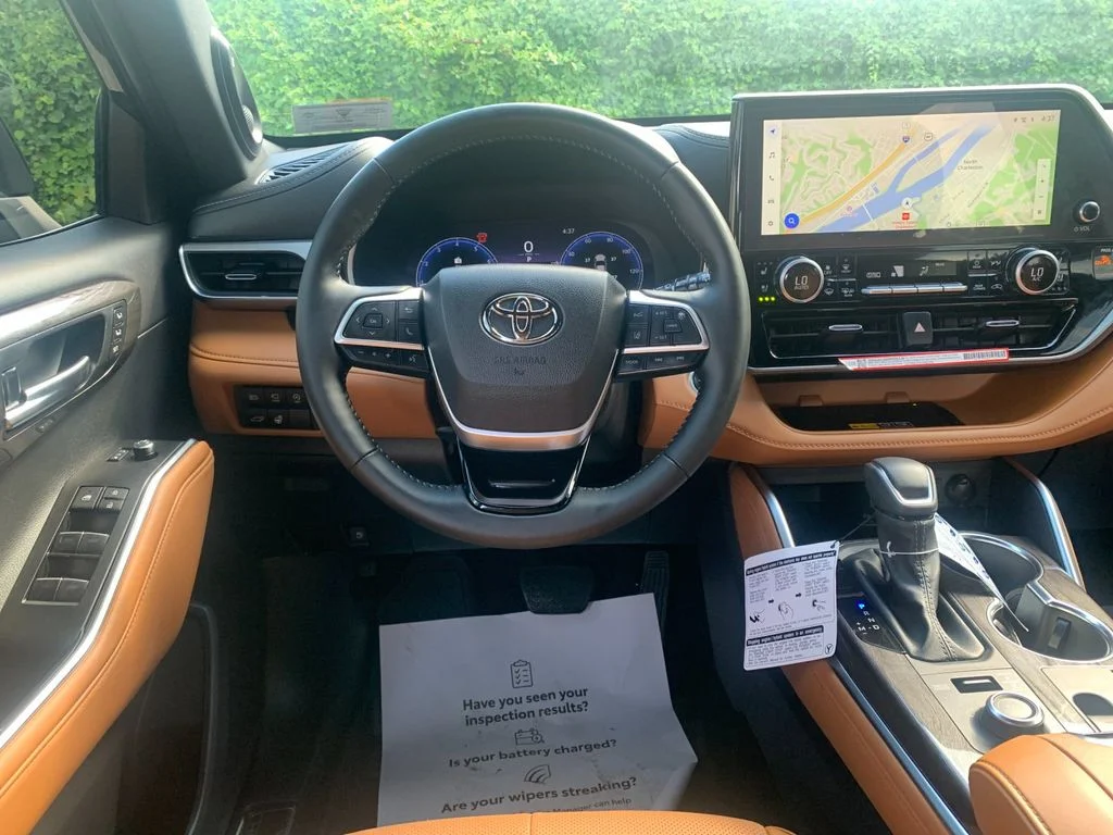 Used 2026 Black Toyota Platinum image 17