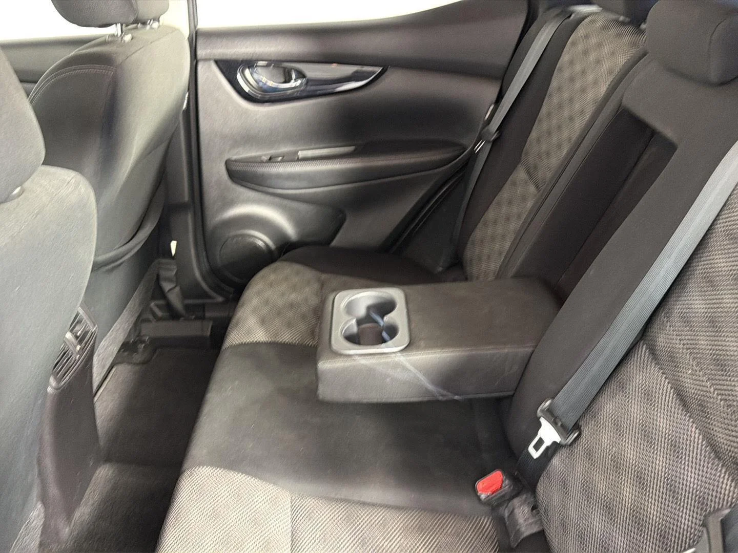 Used 2022 Magnetic Black Pearl Nissan SV image 22