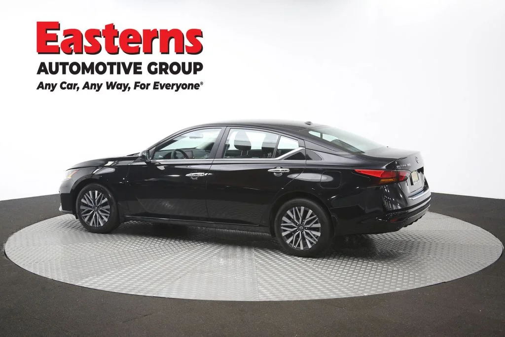 Used 2023 Black Nissan 2.5 SV image 62