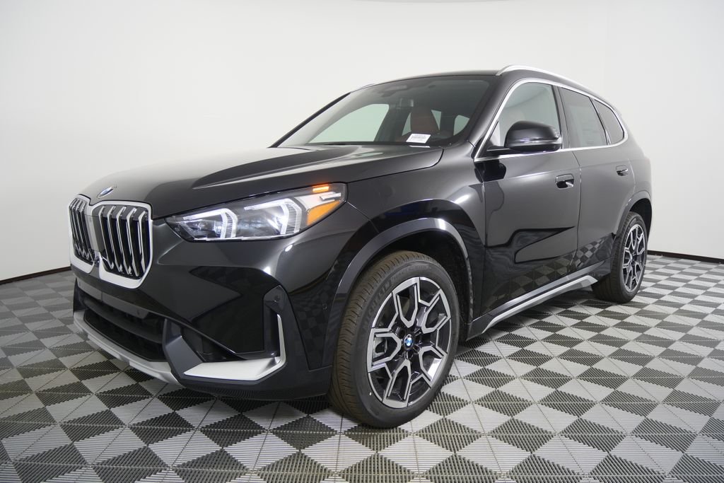 New 2026 Black Sapphire Metallic BMW xDrive28i image 7
