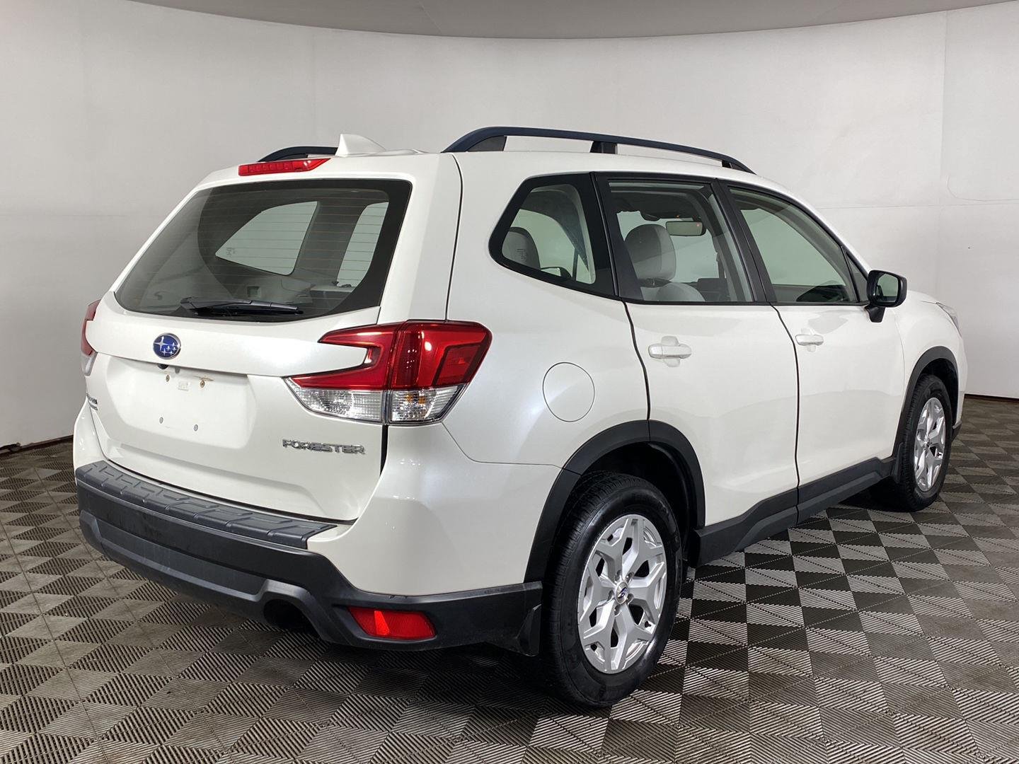 Used 2021 Crystal White Pearl Subaru Base image 5
