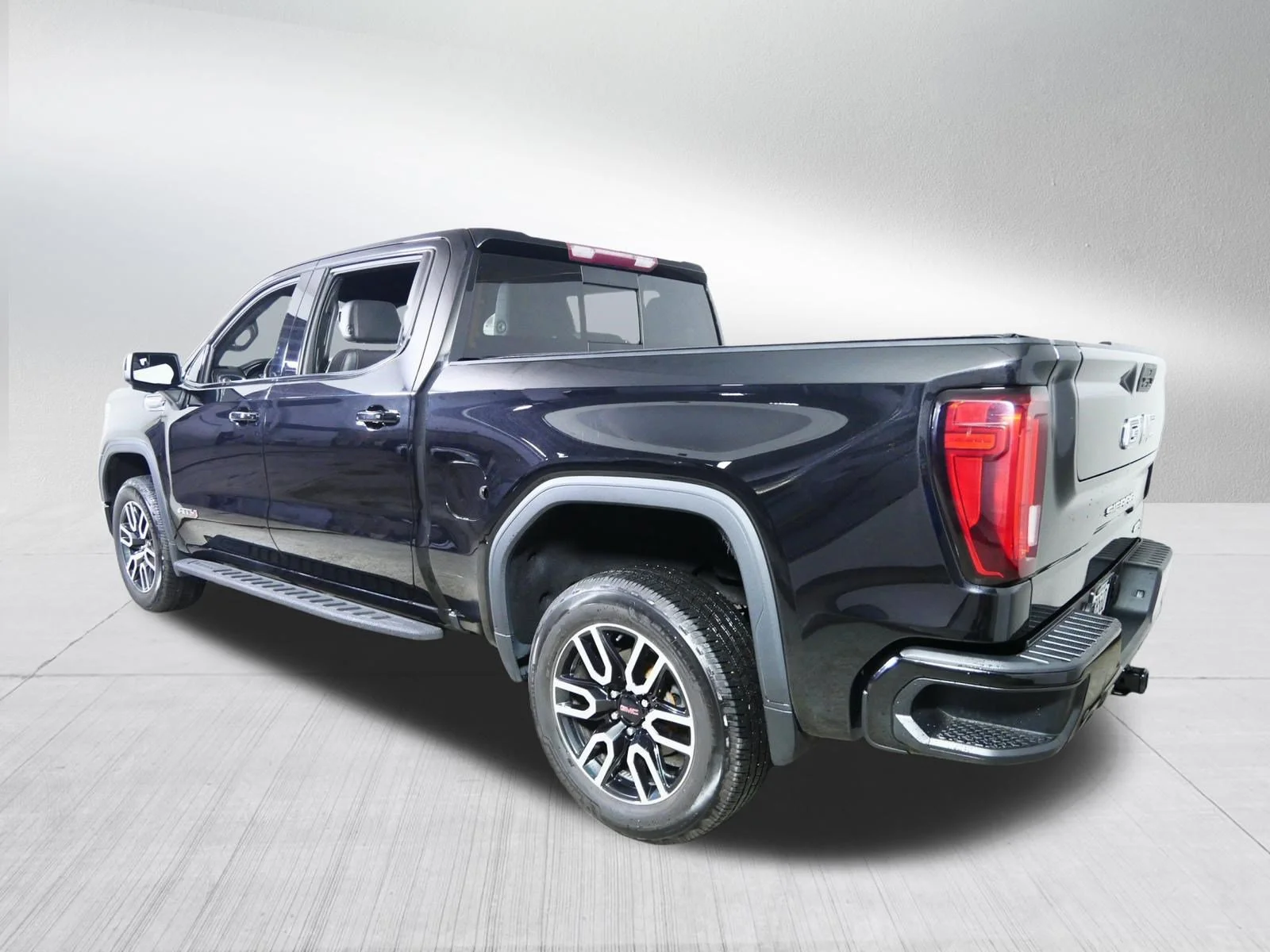Used 2021 Ebony Twilight Metallic GMC AT4 image 5