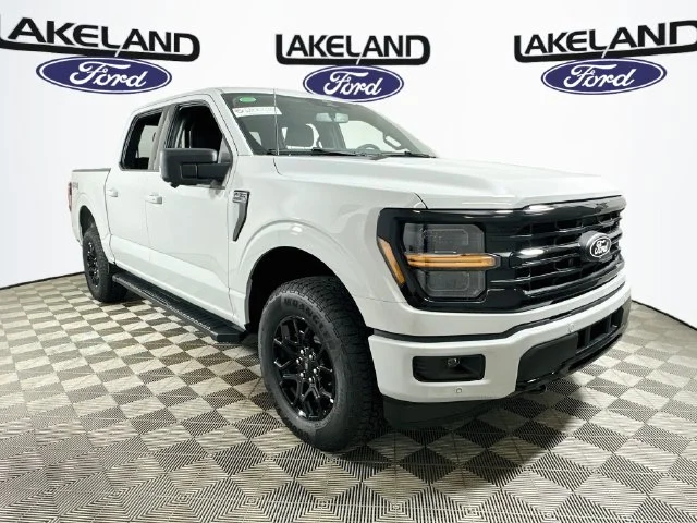 New 2026 White Ford XLT image 1