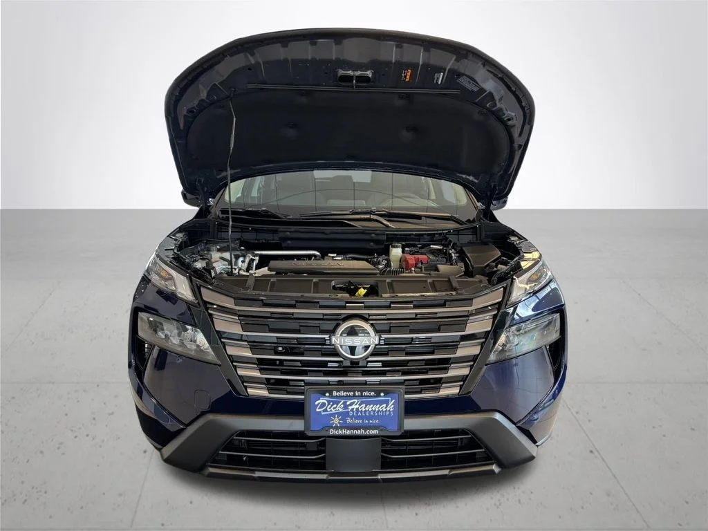 New 2026 Deep Ocean Blue Pearl Nissan SV image 4