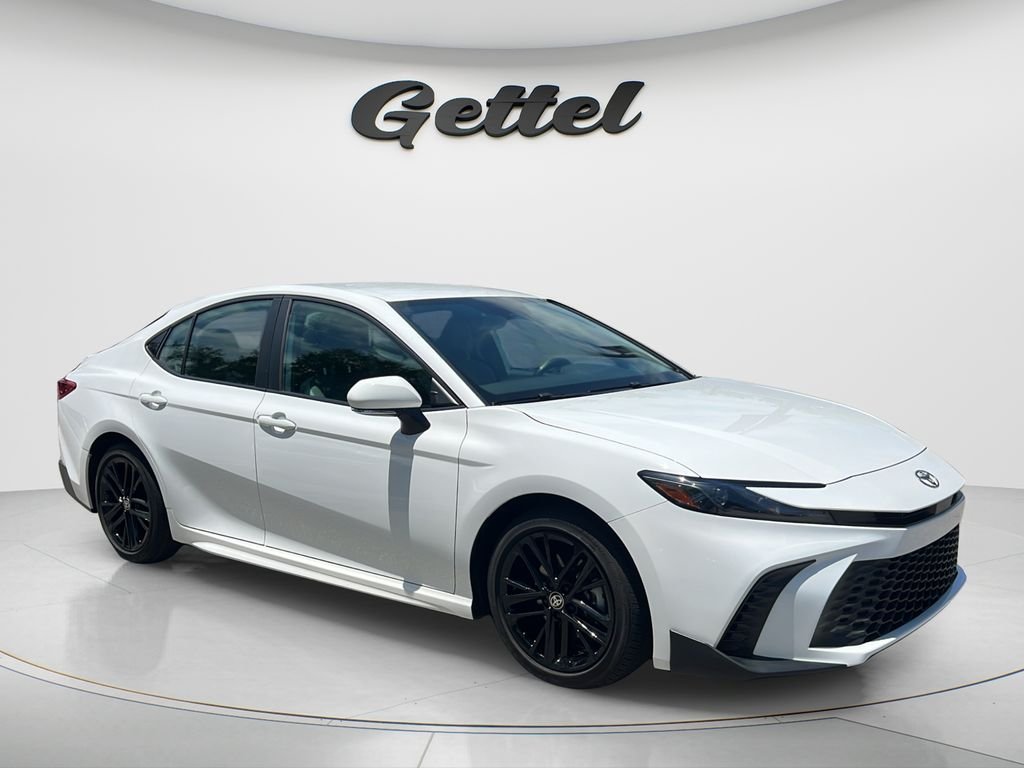 Used 2025 White Toyota SE image 3