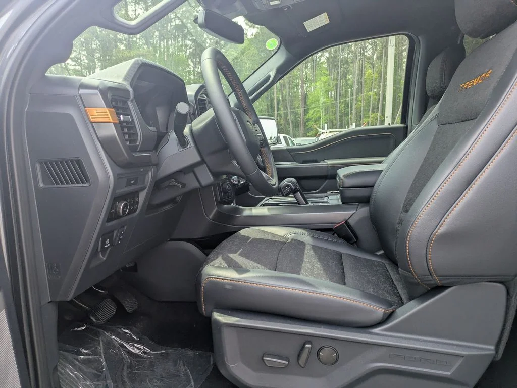 New 2026 Gray Ford Tremor image 19