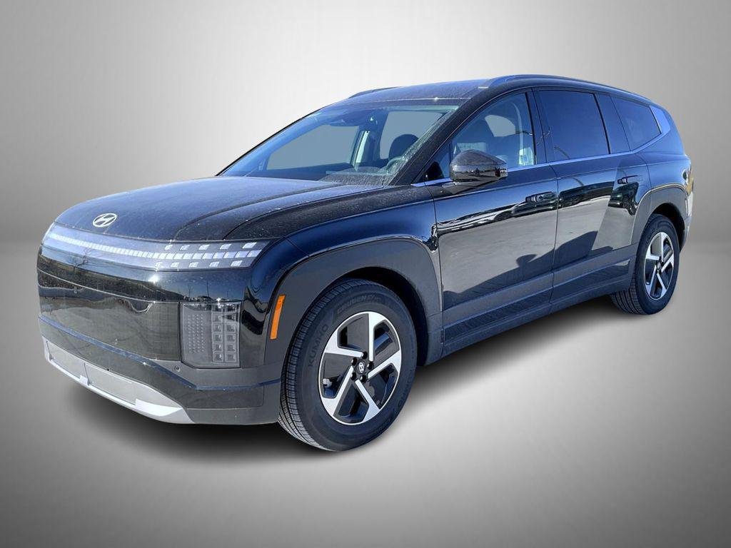 2026 Hyundai Ioniq 9 SE AWD's photo