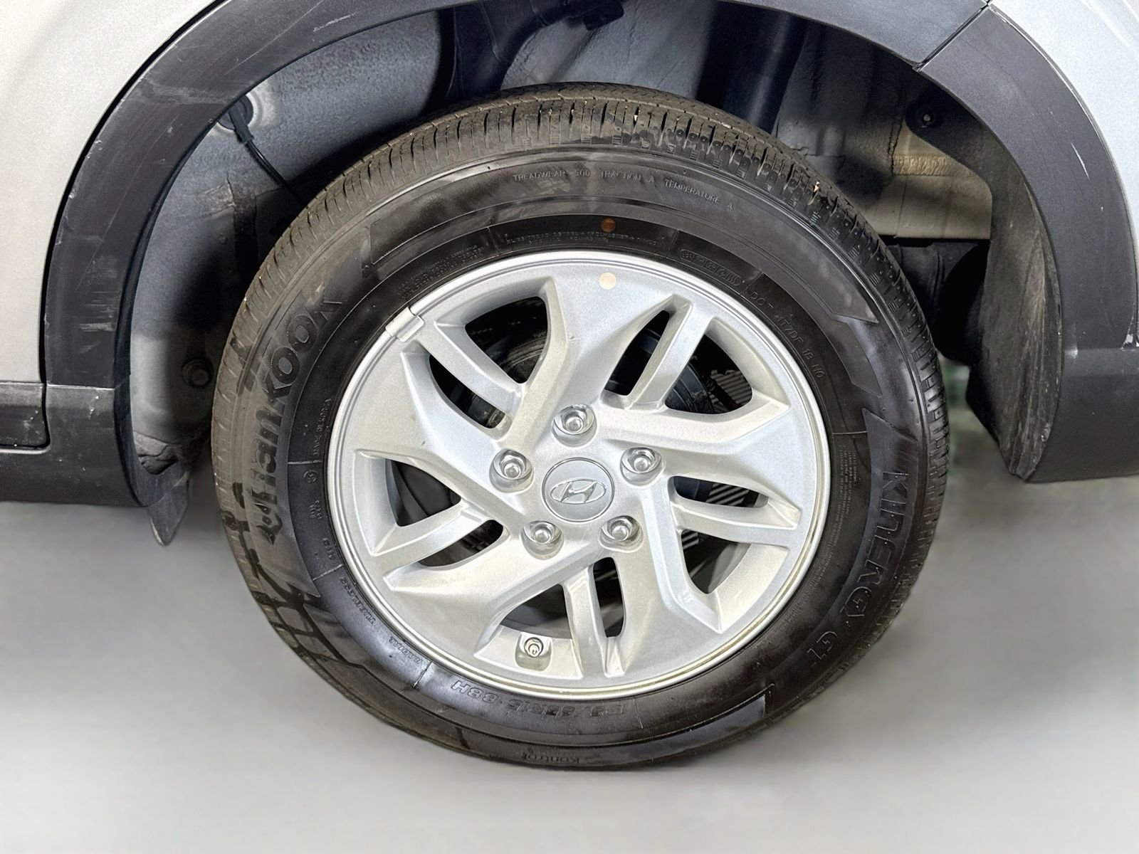 Used 2026 Silver Hyundai SE image 32