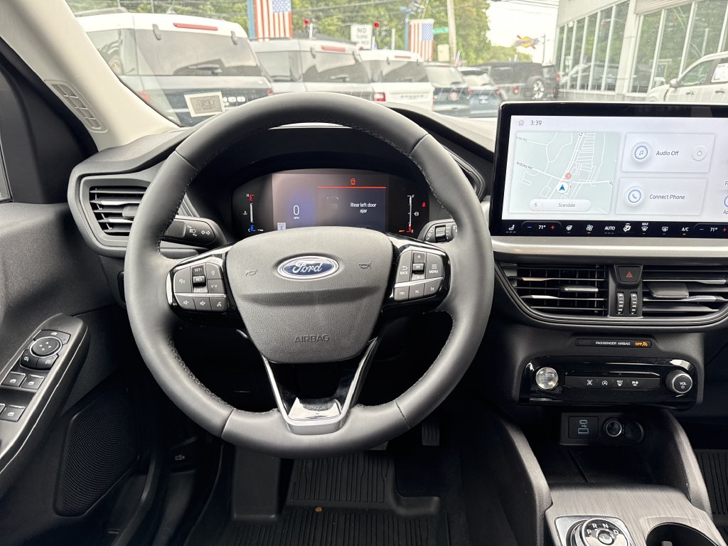 Used 2023 Gray Ford Active image 15