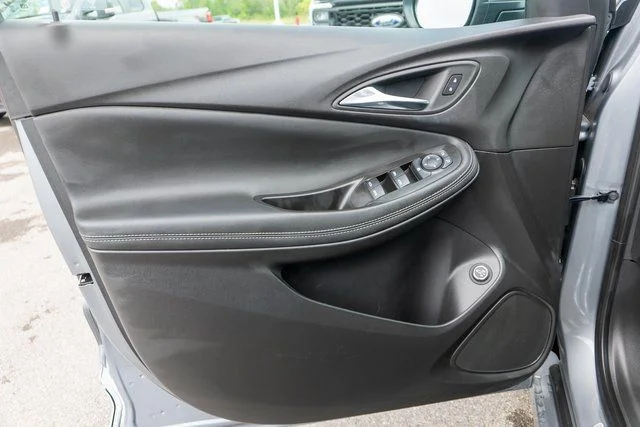 Used 2023 Gray Buick Select image 16