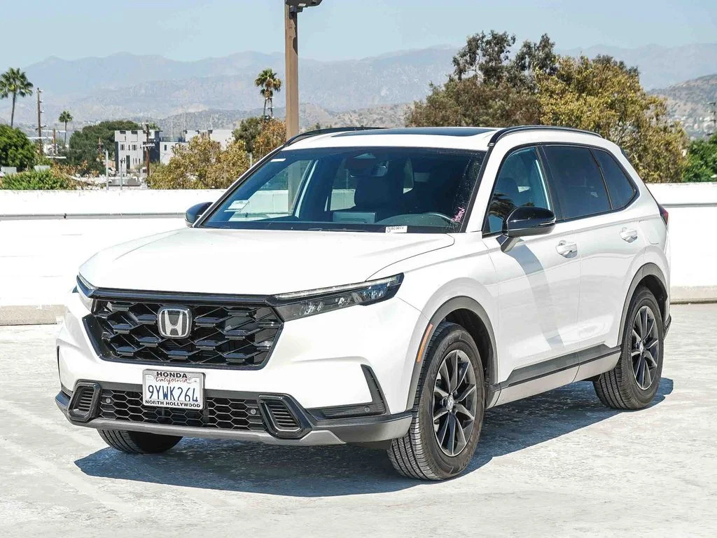 Certified Used 2026 Platinum White Honda Sport-L image 3