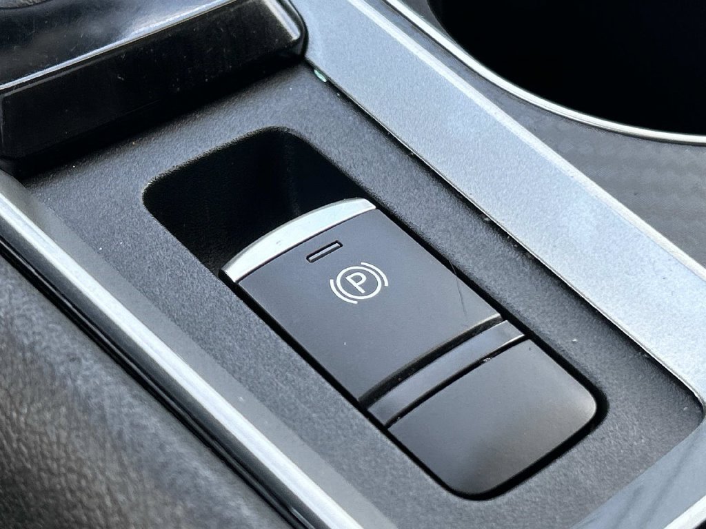 Used 2025 Gray Nissan 2.5 SV image 25
