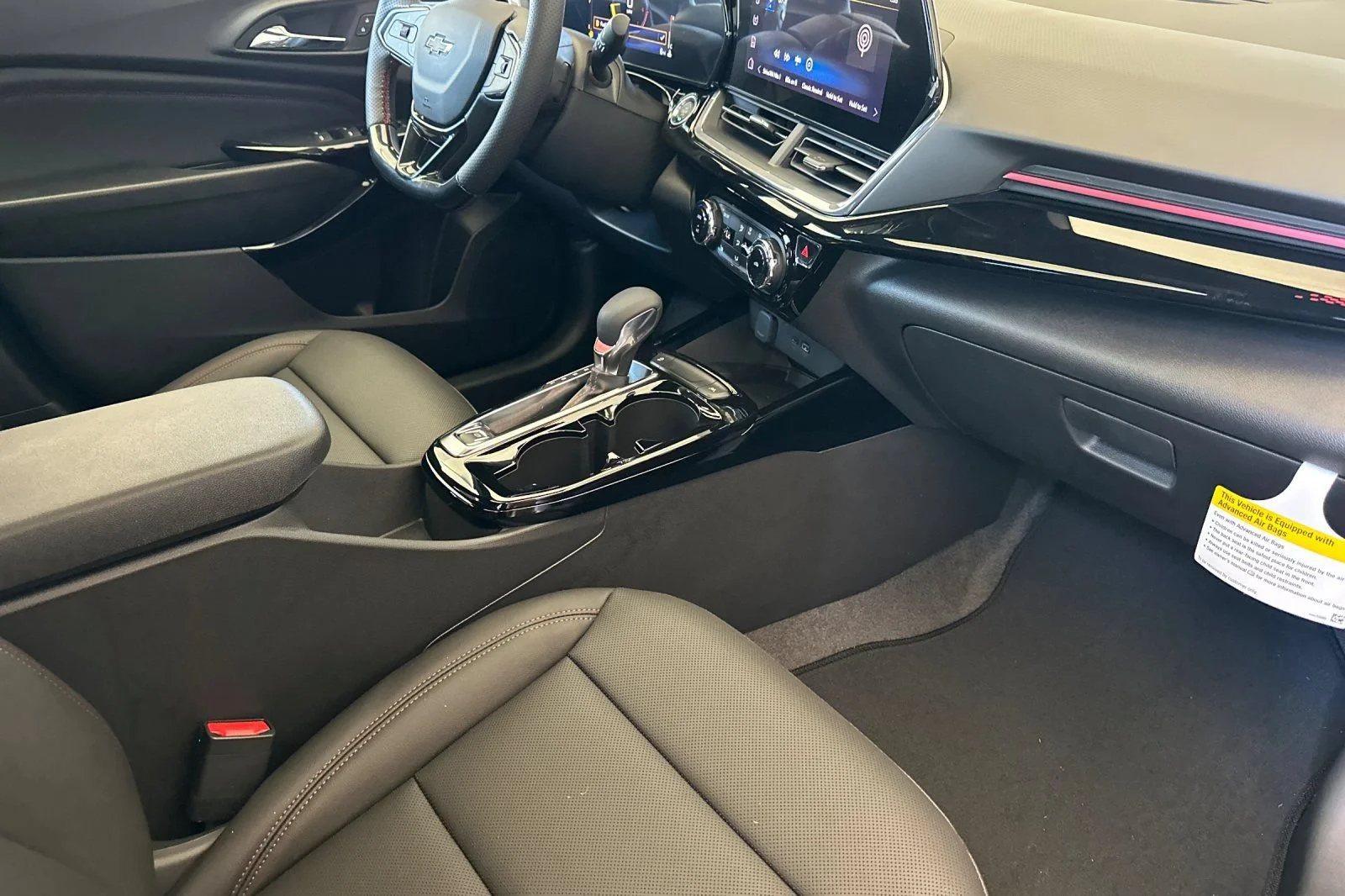 New 2026 Mosaic Black Metallic Chevrolet 2RS image 16