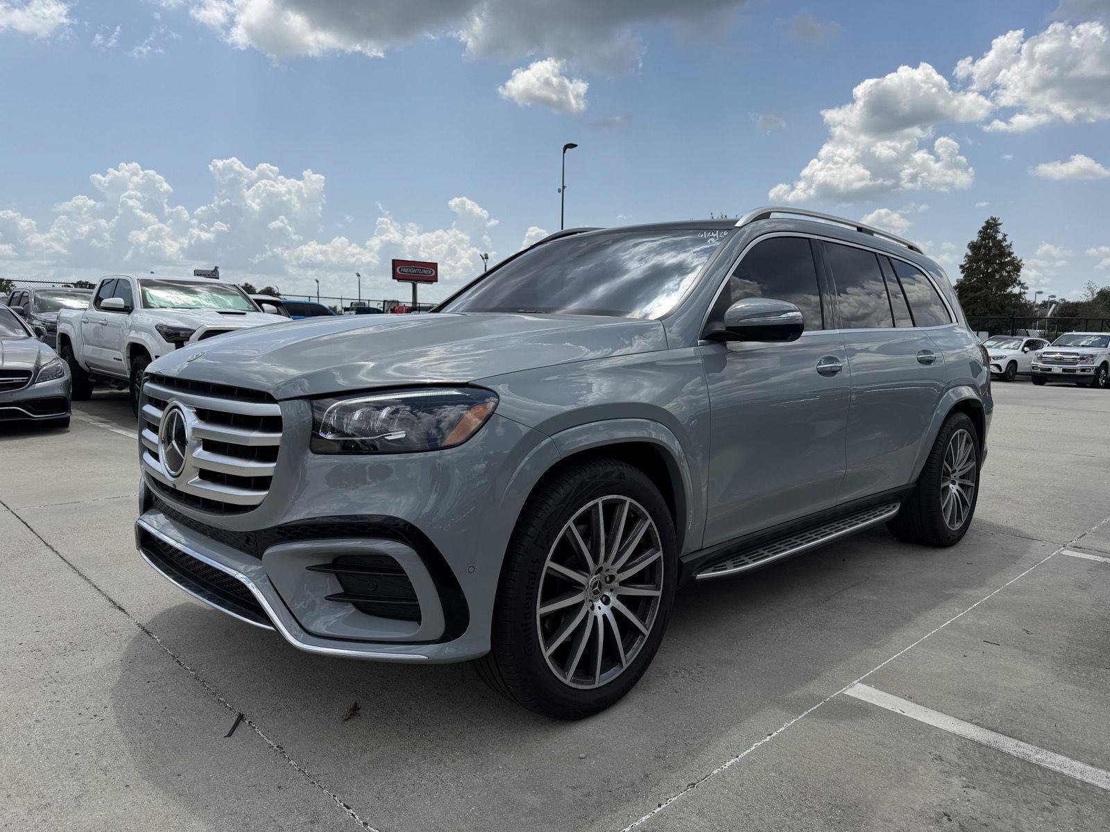 Certified Used 2025 MANUFAKTUR Alpine Grey Mercedes-Benz GLS 450 image 3