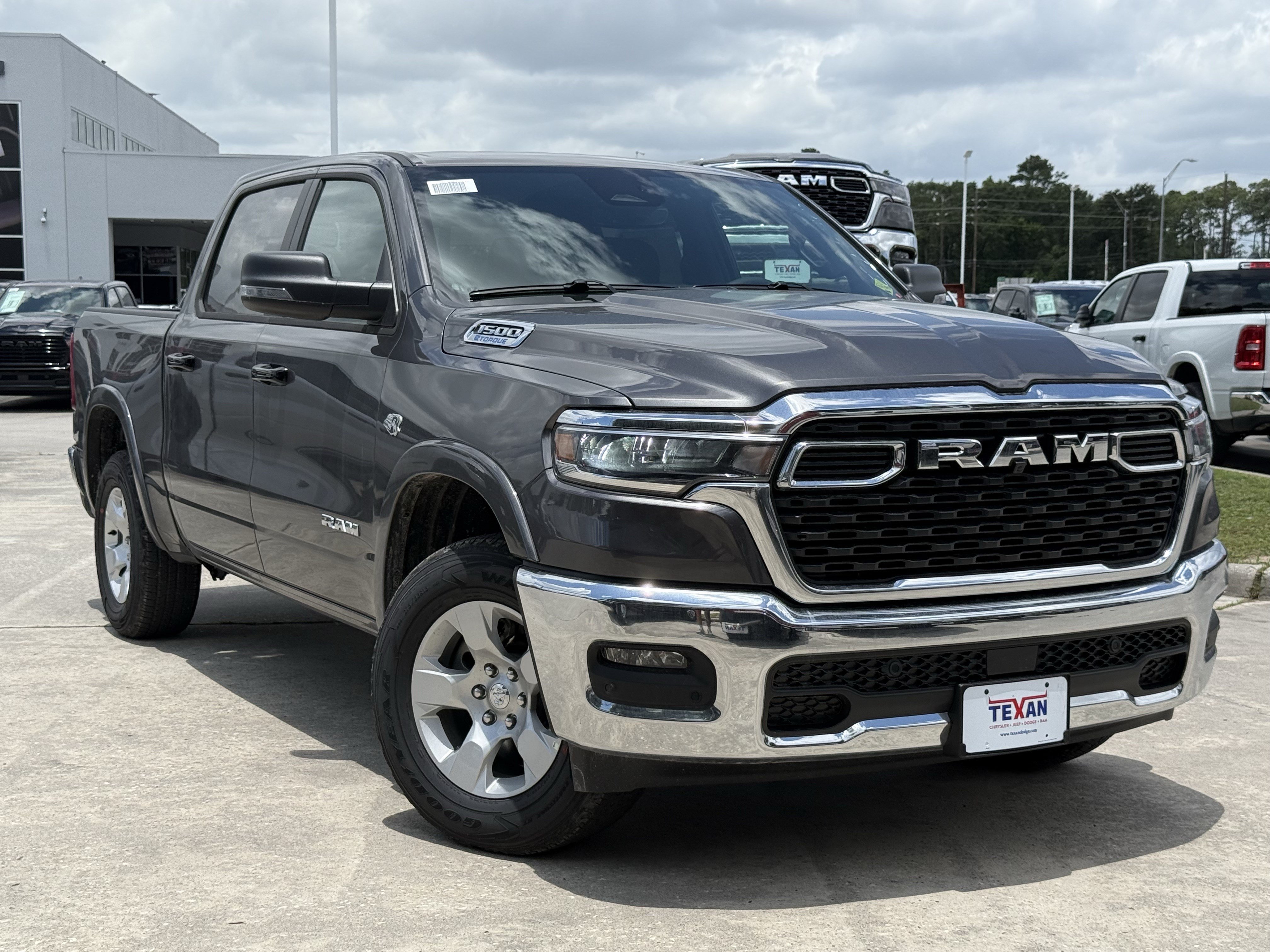 New 2026 Granite Crystal Metallic Clearcoat RAM Big Horn image 2