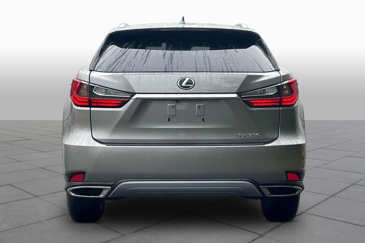 Used 2021 Atomic Silver Lexus  image 4