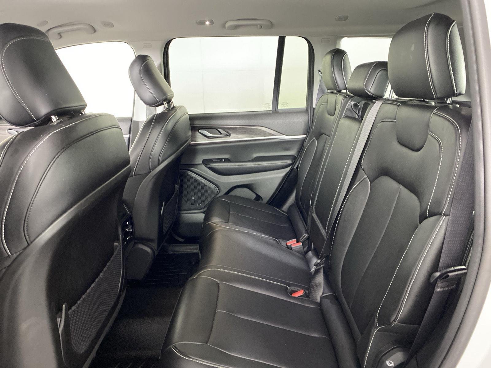 Used 2023 Bright White Clearcoat Jeep Limited image 23