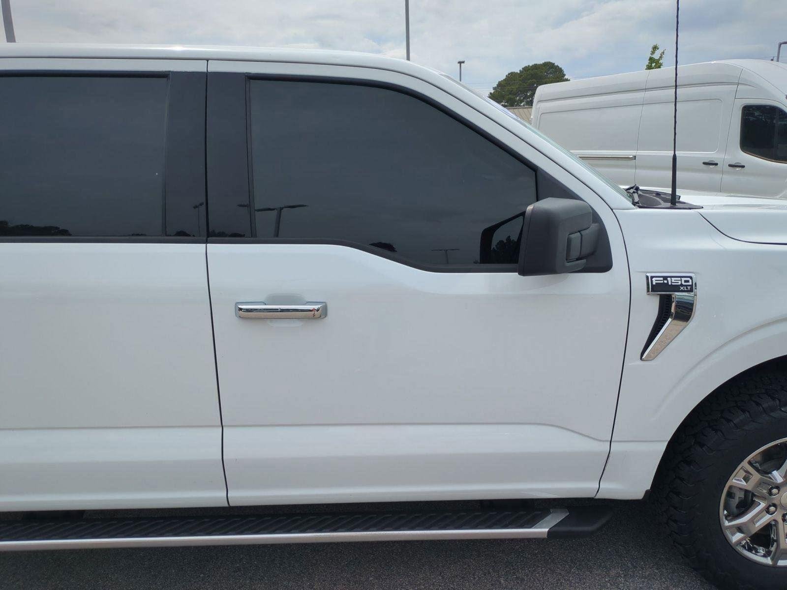 Used 2023 Oxford White Ford XL image 36
