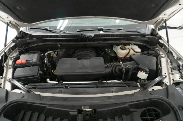 Used 2023  Chevrolet Z71 image 39
